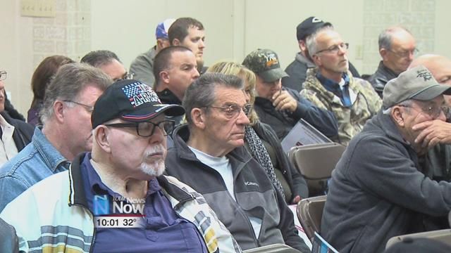 Pension holders continue to fight as deadline approaches